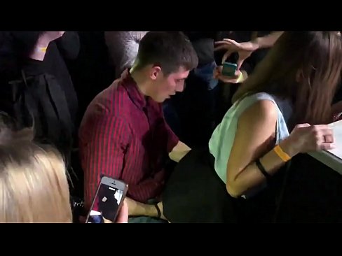 ❤️ Sesso reale in un nightclub russo. Ragazza russa di 18 anni nell'ano e nella vagina scopata in un nightclub ❤❌ Pornoal it.xxxifuck.ru ️❤